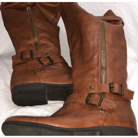 Brown boots - Picture 9 of 9